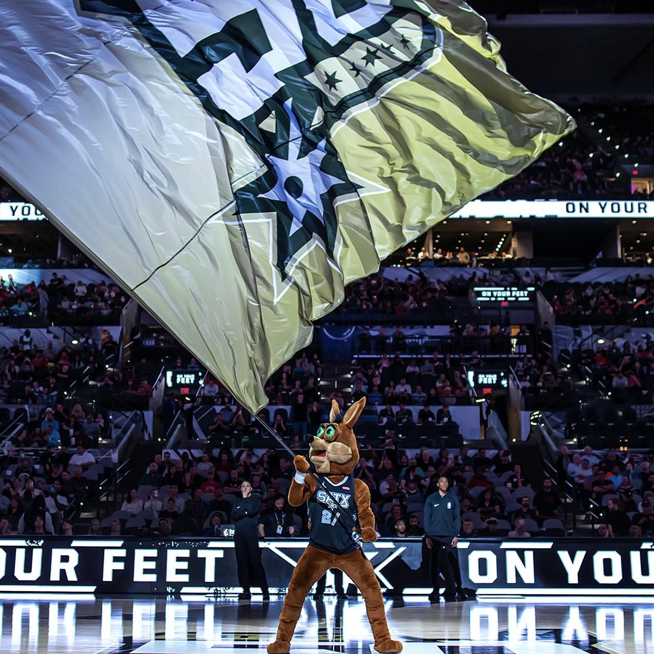 C米兰等 C米兰等